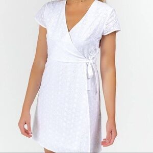 Jun & Ivy, White Eyelet Mini, Wrap & Tie Front, Gorgeous Piece! Side Zipper, XS